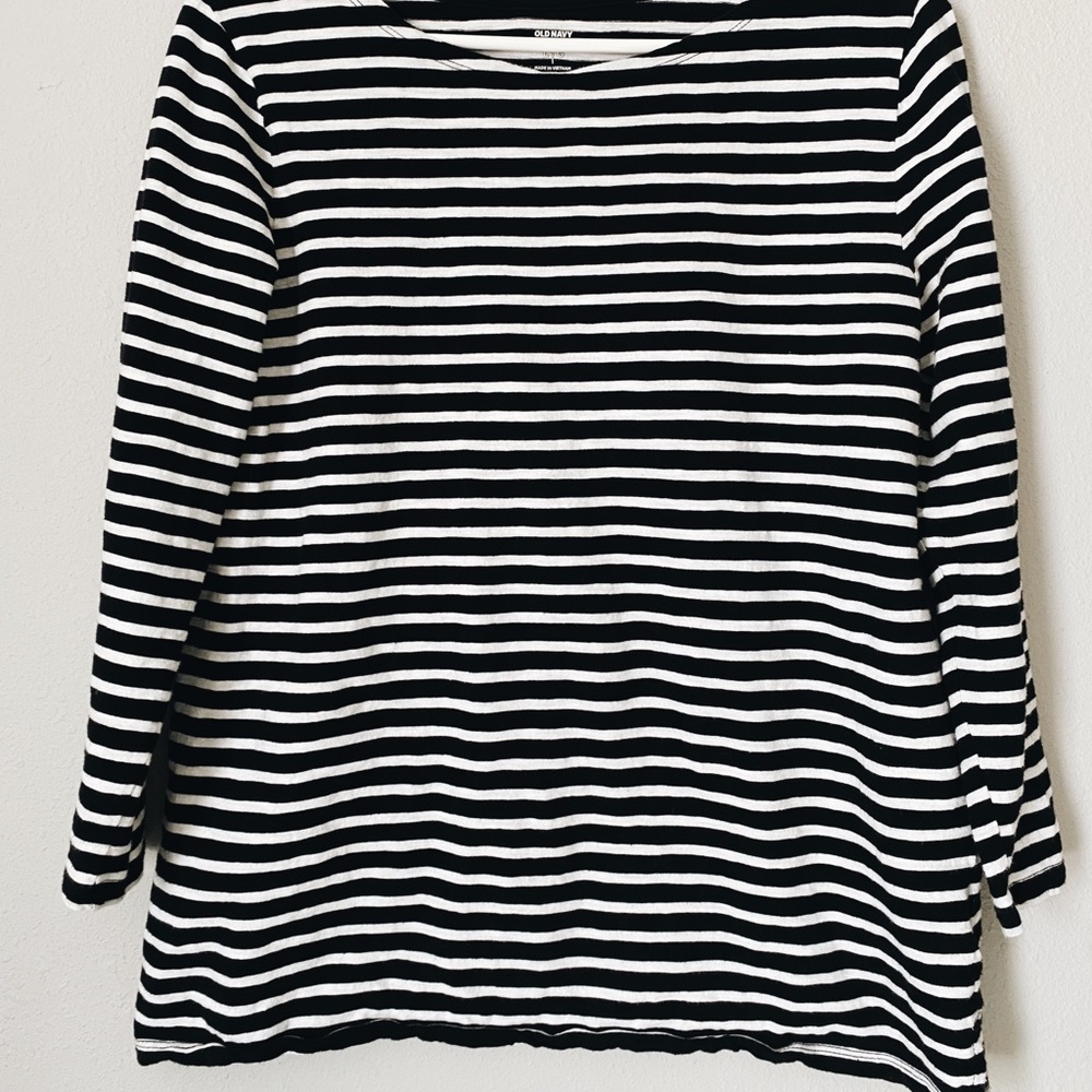 Women’s Old Navy shirt. Black and white striped. Size large.
